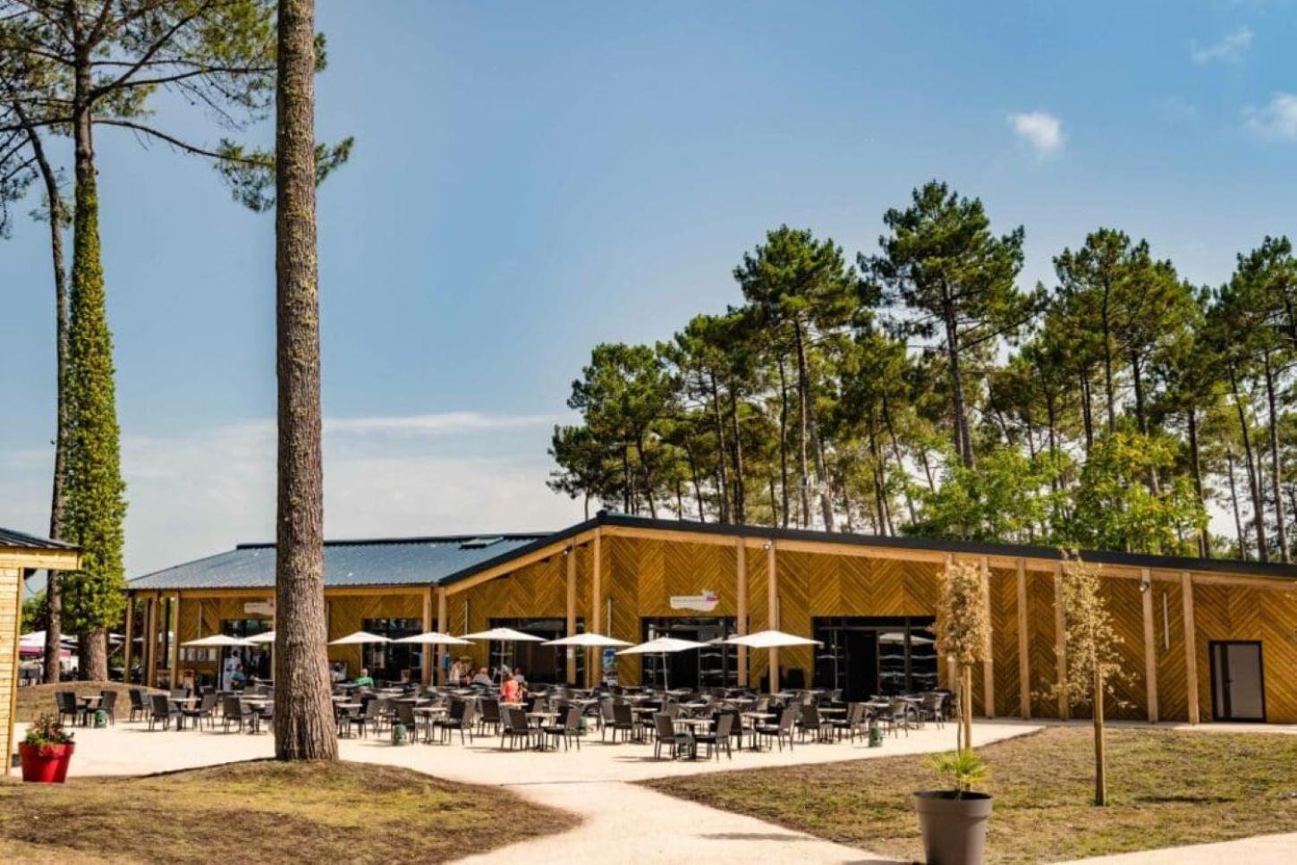 Sbvacances Tout Confort 2Ch Et 1Sdb, Environnement Calme Et Verdoyant Dans Camping 4 Etoiles Saint-Julien-en-Born Exterior foto